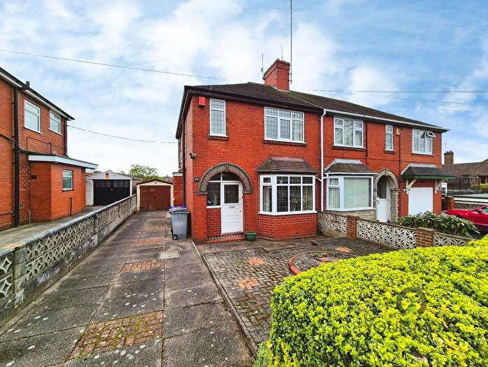 2 Bedroom Semi Detached House For Sale In Haywood Road, Burslem, Stoke-On-Trent, Staffordshire, ST6