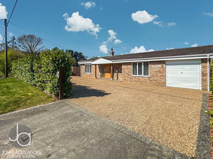2 Bedroom Detached Bungalow For Sale In Newbridge Road, Tiptree, Colchester, CO5