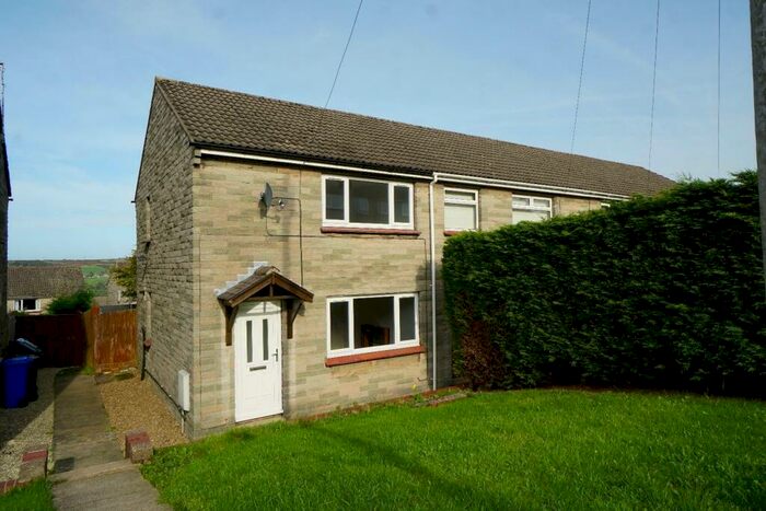 2 Bedroom House To Rent In Chestnut Avenue, Stocksbridge, Sheffield, S36