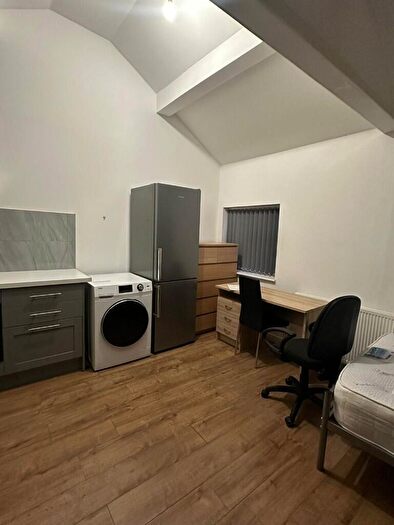 Studio To Rent In Brook Hill, Sheffield, S3 - Photo 2