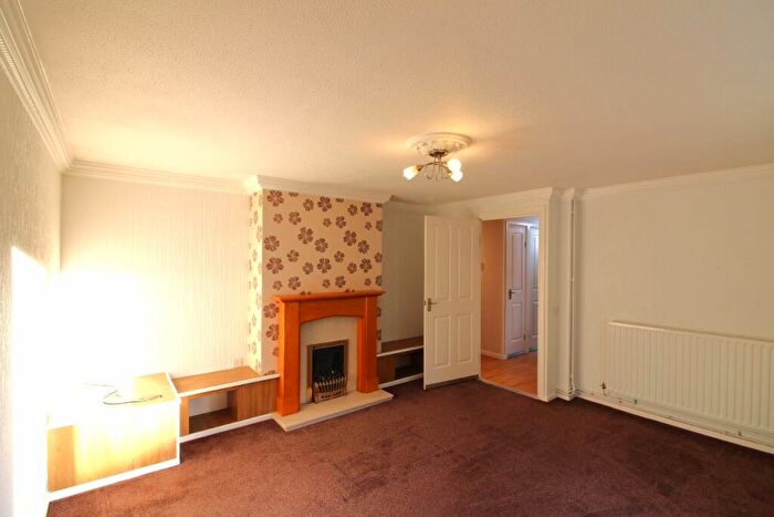 2 Bedroom Bungalow To Rent In Norwich Gardens, Bulwell, NG6