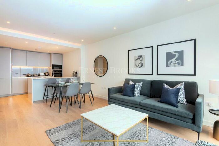 1 Bedroom Apartment To Rent In Hampton Tower, Marsh Wall, Canary Wharf, E14