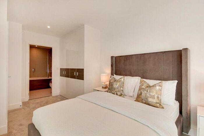2 Bedroom Apartment To Rent In Pegler Square London, SE3
