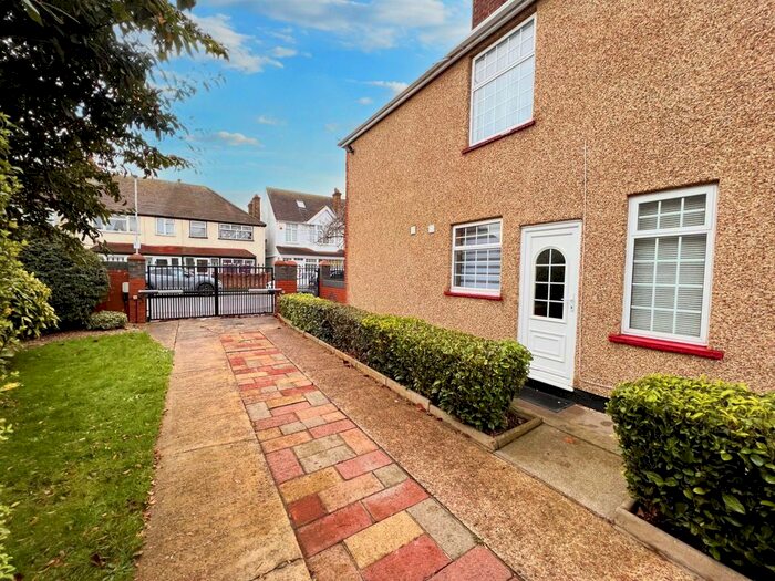 1 Bedroom Property To Rent In Mount Road, Hayes, UB3