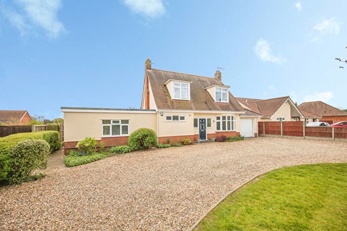 4 Bedroom Detached House For Sale In Grove Hill, Belstead, Ipswich, IP8