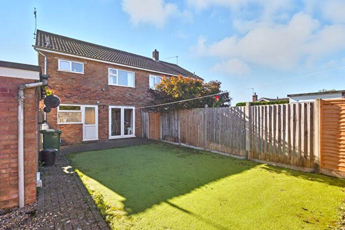 3 Bedroom Semi-Detached House For Sale In North Park, Fakenham, NR21