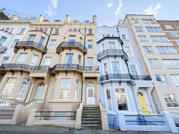 2 Bedroom Flat To Rent In Warrior Square, St Leonards, TN37