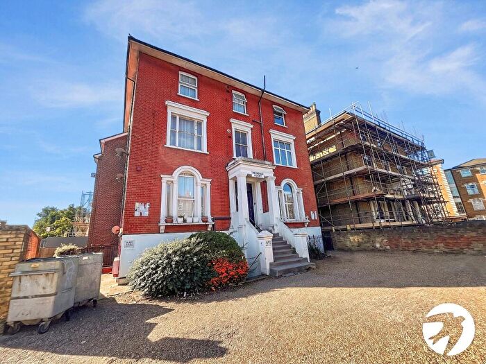 1 Bedroom Flat To Rent In Lee High Road, London, SE13