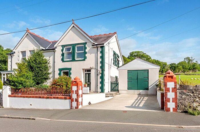 3 Bedroom Semi Detached House For Sale In Nantlle, Caernarfon, Gwynedd, LL54