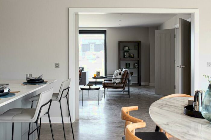 3 Bedroom Property For Sale In Unique Development, Shadowbrook Lane, Hampton-in-Arden, B92