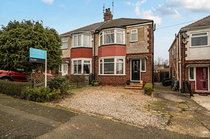 3 Bedroom Semi-Detached House For Sale In Westfield Rise, Hessle, HU13