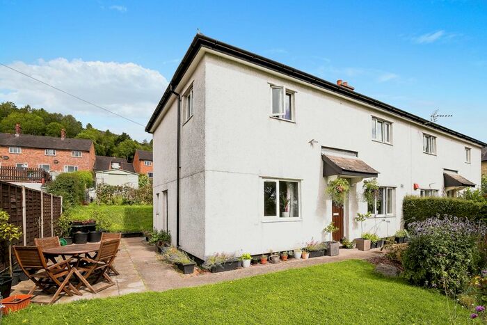 3 Bedroom Semi-Detached House For Sale In Bronwylfa, Llanymynech, Shropshire, SY22