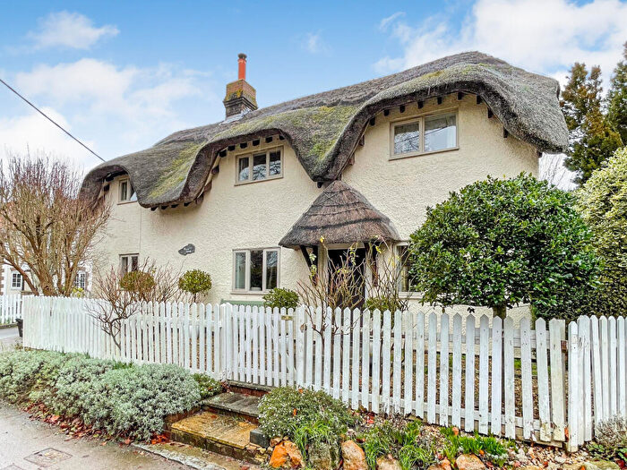 3 Bedroom Detached House For Sale In Cues Lane, Bishopstone, Swindon, SN6