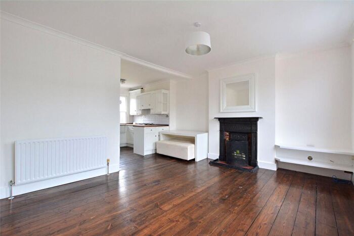 2 Bedroom Apartment To Rent In Quentin Road, London, SE13