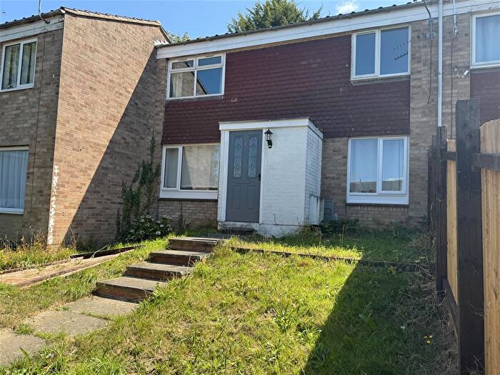 1 Bedroom Flat For Sale In Beatty Close, Daventry, NN11