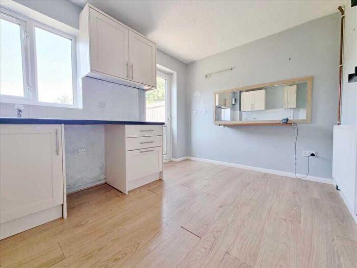 2 Bedroom Semi-Detached House For Sale In Hawks Way, Sleaford, NG34