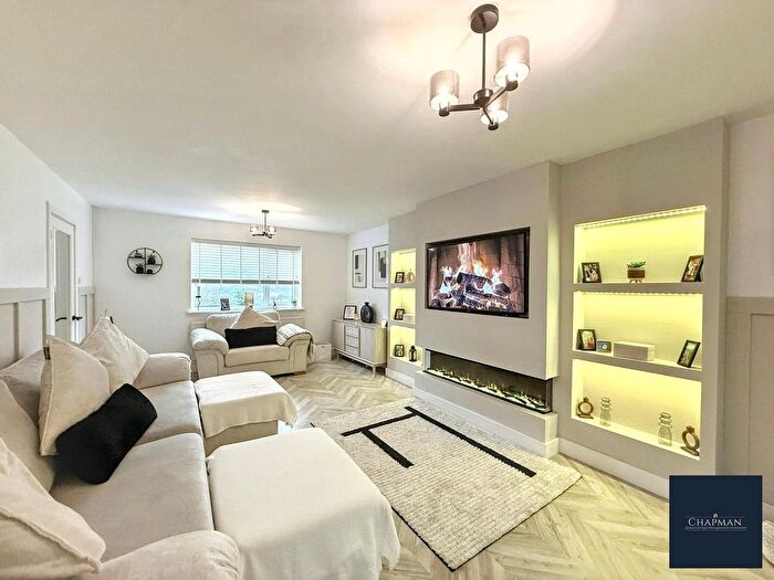 4 Bedroom Detached House For Sale In Rhondda Fechan Farm Estate, Ferndale, CF43