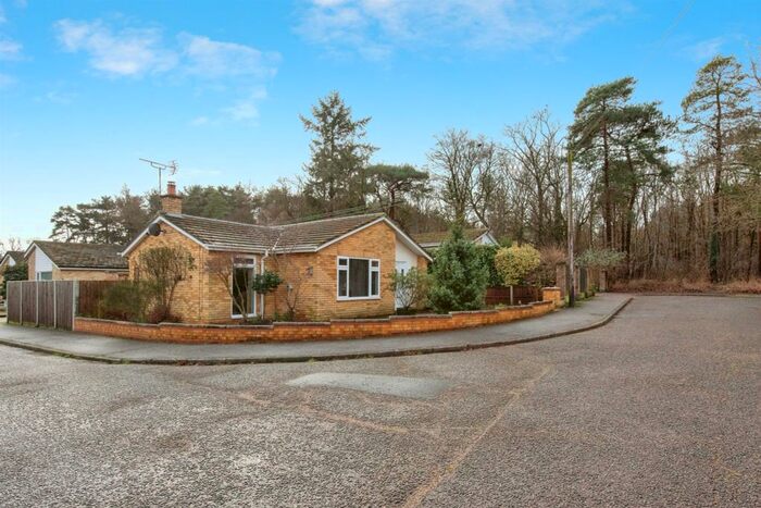 3 Bedroom Detached Bungalow For Sale In Oaklands Drive, Brandon, IP27