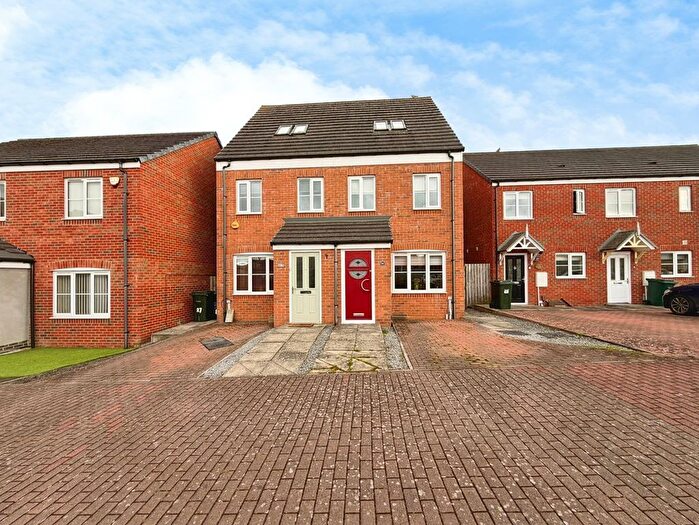 3 Bedroom Semi-Detached House For Sale In Wheatfield Road, Westerhope, NE5