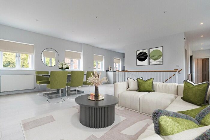 2 Bedroom Coach House For Sale In Burderop Park Chiseldon Swindon, SN4