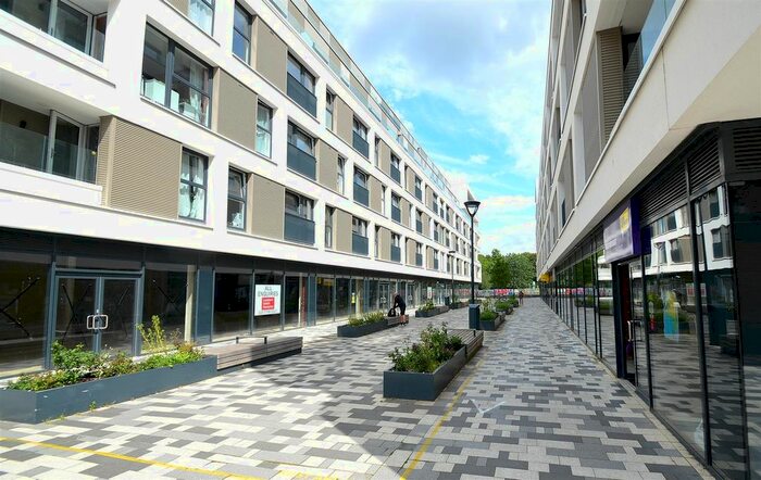 1 Bedroom Flat To Rent In Park Place, Stevenage, SG1