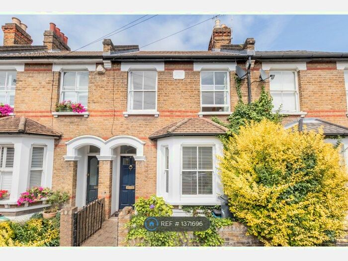 2 Bedroom Terraced House To Rent In Talbot Road, Isleworth, TW7
