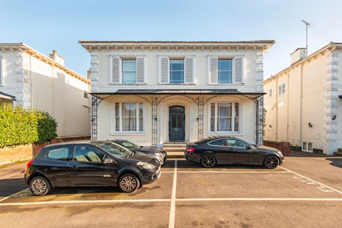 2 Bedroom Flat For Sale In Kenilworth Road, Royal Leamington Spa, CV32