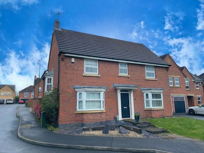 4 Bedroom Detached House To Rent In Middlefield Close, Allestree, Derby, DE22