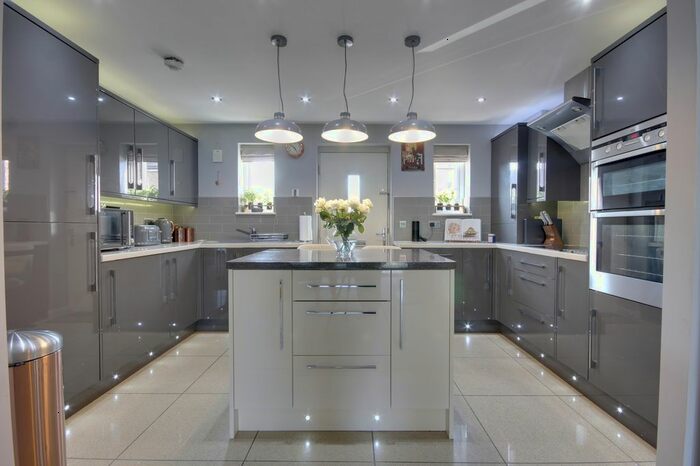 3 Bedroom Terraced House To Rent In Munstead Way, Brough, Yorkshire, HU15