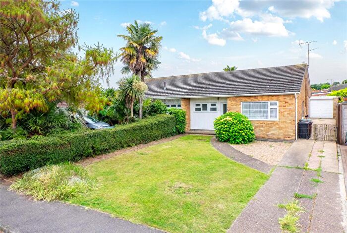 2 Bedroom Bungalow For Sale In Via Romana, Chalk, Kent, DA12