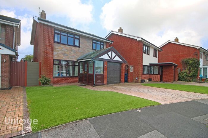 3 Bedroom Detached House To Rent In Sunningdale Avenue, Fleetwood, Lancashire, FY7