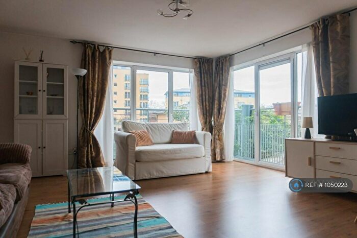 1 Bedroom Flat To Rent In Kelly Court, London, E14