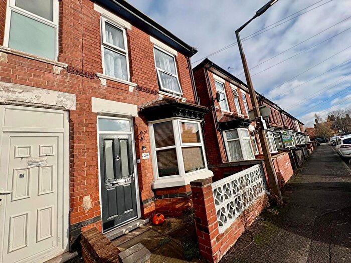 3 Bedroom Semi-Detached House To Rent In Lawrence Street, Nottingham, NG10