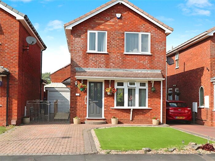 3 Bedroom Detached House For Sale In Shackleton Drive, Perton Wolverhampton, Staffordshire, WV6