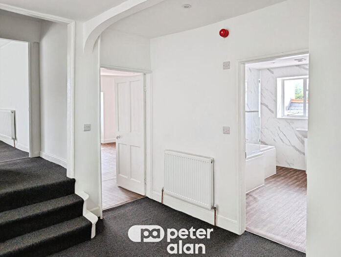 3 Bedroom Flat To Rent In Monnow Street, Monmouth, NP25