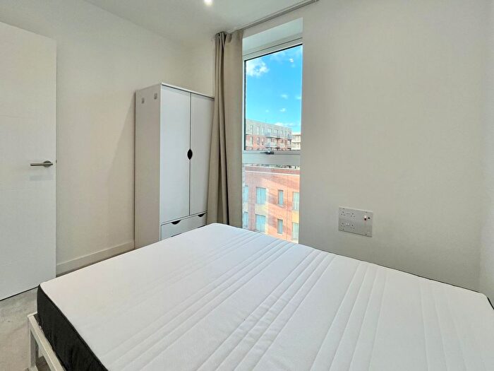 1 Bedroom Flat To Rent In Coster Avenue, London, N4