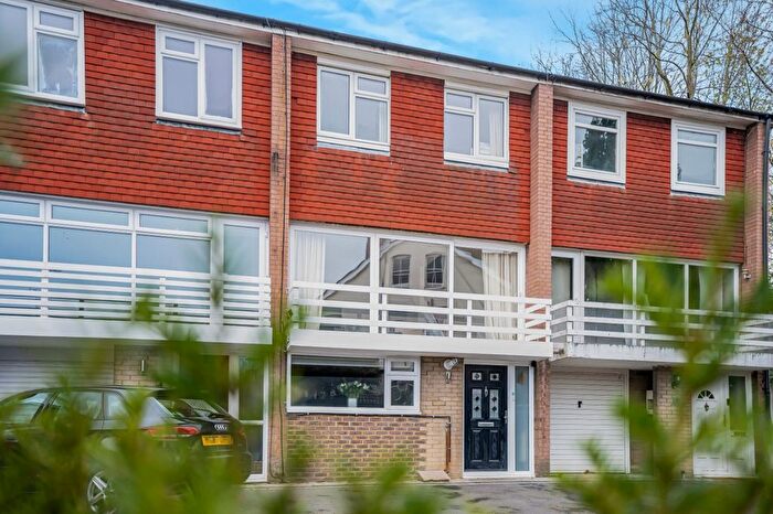 4 Bedroom Property For Sale In Breadcroft Lane, Harpenden, AL5