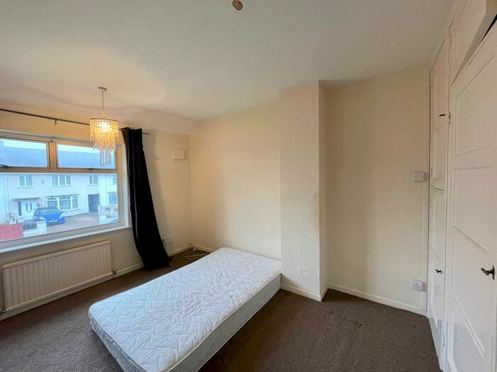 3 Bedroom Property To Rent In Lyppincourt Road, Bristol, BS10