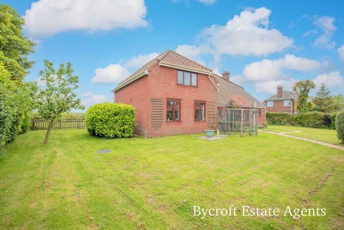3 Bedroom Detached House For Sale In Bloodhills Farm, East Somerton, Great Yarmouth, NR29