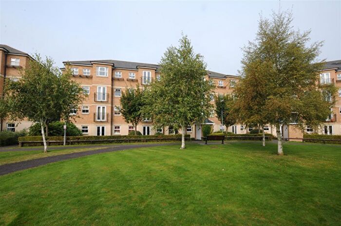 2 Bedroom Flat To Rent In Venneit Close, Roger Dudman Way, Oxford, OX1