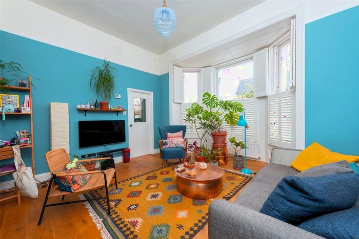 1 Bedroom Flat To Rent In Mount Ephraim Road, London, SW16