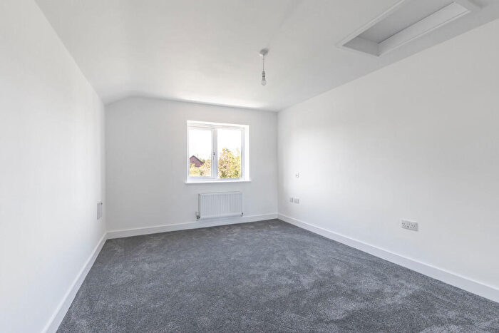 4 Bedroom Terraced House To Rent In Cold Pool Lane, Cheltenham, GL51