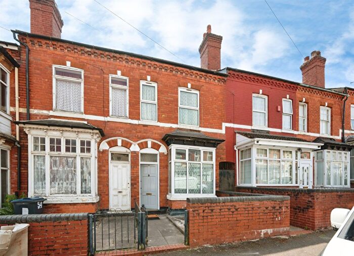 3 Bedroom Terraced House For Sale In Hamilton Road, Birmingham, B21