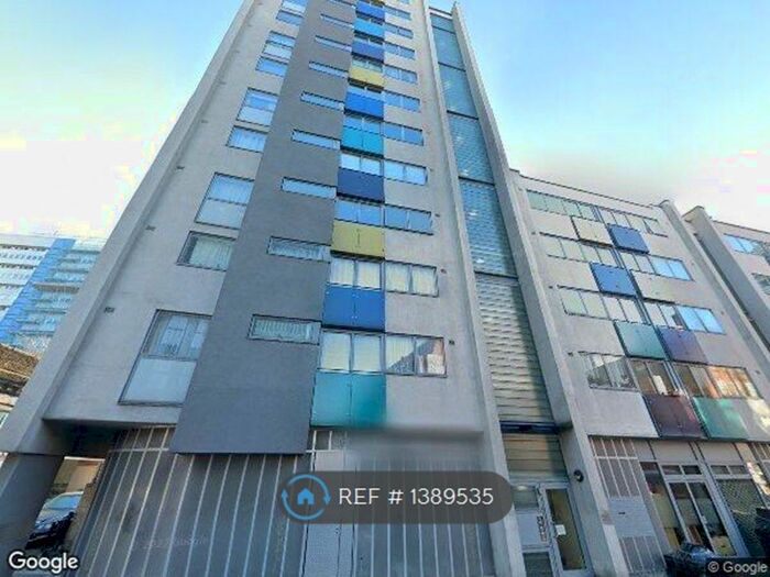 2 Bedroom End Of Terrace House To Rent In Gwen Morris House, London, SE5