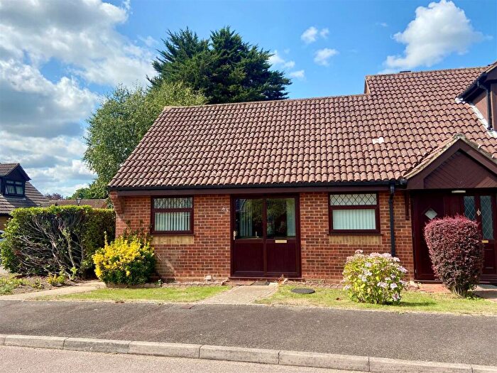 1 Bedroom Semi-Detached Bungalow For Sale In The Cedars, Hailsham, BN27