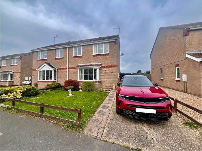 3 Bedroom Semi Detached House To Rent In Fulmar Drive, Louth, LN11