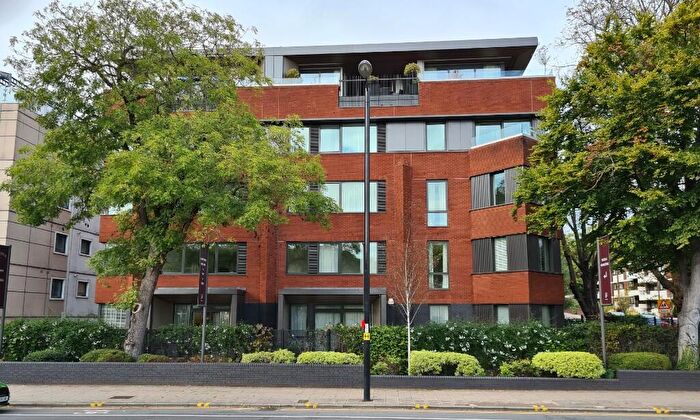 1 Bedroom Retirement Property For Sale In Brighton Road, Purley, Croydon(London Borough), CR8