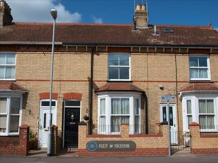 3 Bedroom Terraced House To Rent In Eastleigh Road, Taunton, TA1