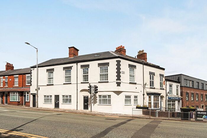 5 Bedroom End Of Terrace House For Sale In Beech Lane, Macclesfield, SK10