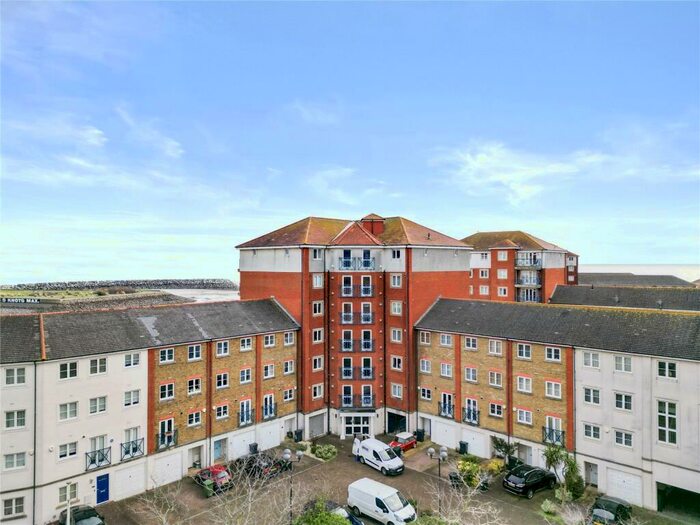 2 Bedroom Apartment To Rent In San Juan Court, Eastbourne, BN23
